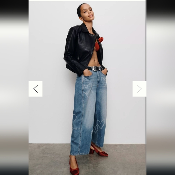 The Kenna Mid-Rise Heritage Barrel Jeans by Pilcro: Icon Edition HEART JEANS - Picture 7 of 16